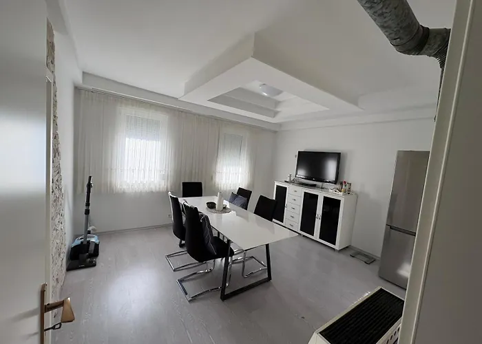 Hostelcetin Pensión *